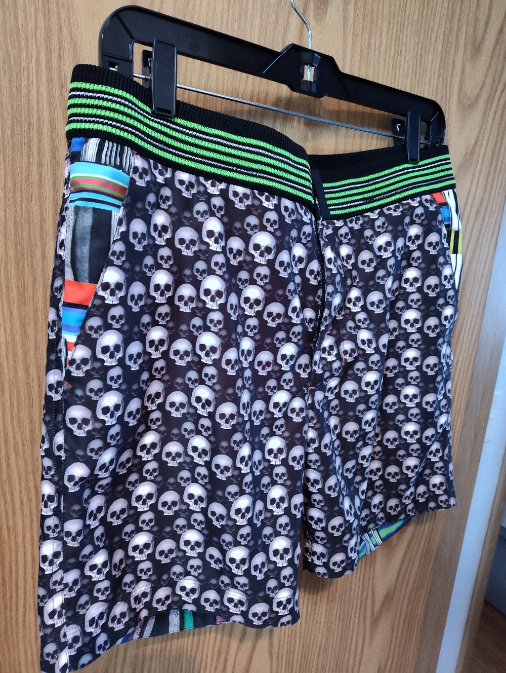 Men's Black Skull Print Swim Trunks Robert Graham - Picture 2 of 9
